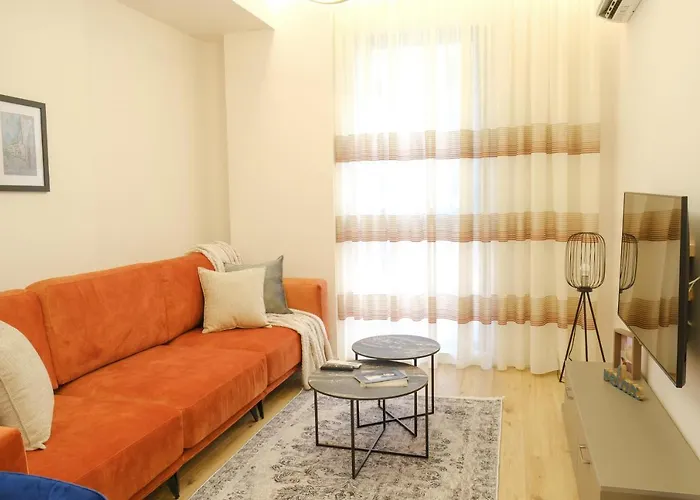 Lindi\'S Apartments 3 3